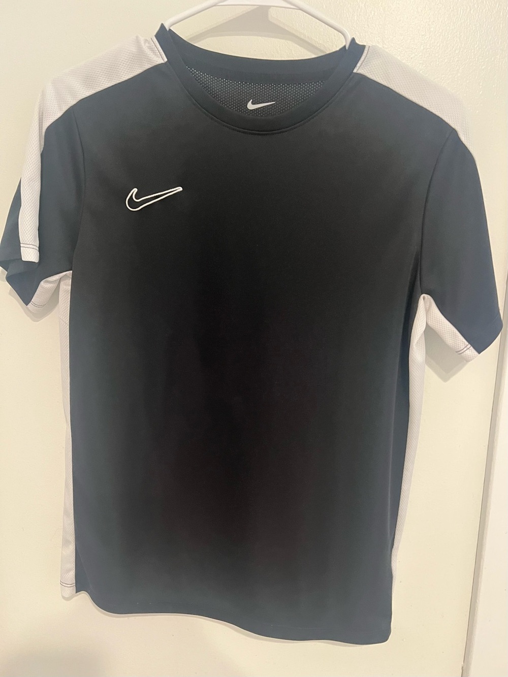 Nike Black & White Men’s Short Sleeve Training Jersey
